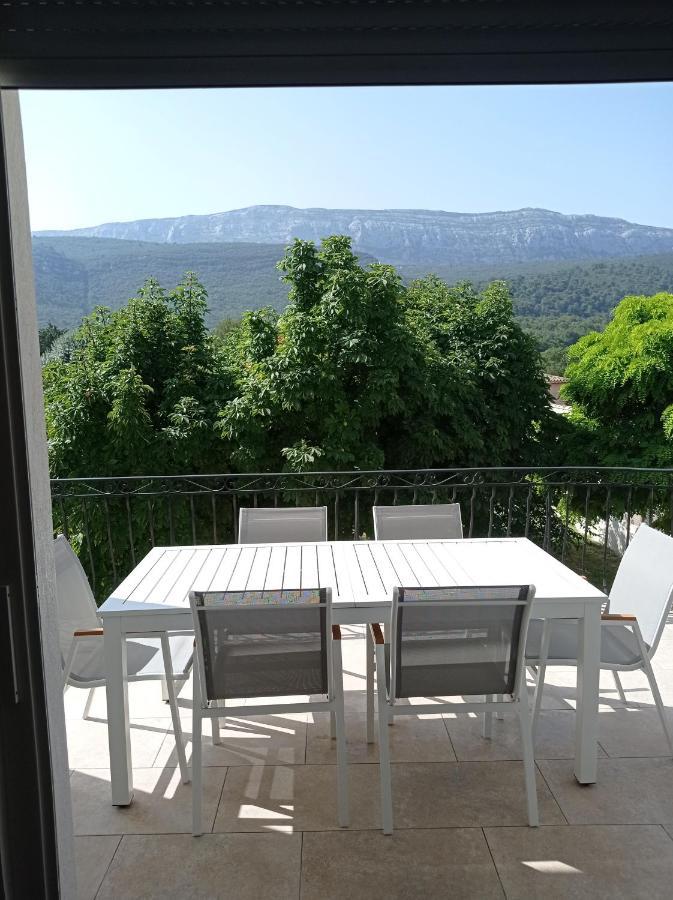 La Maison De Papou La Vigne A Nans Les Pins 83860 Extérieur photo